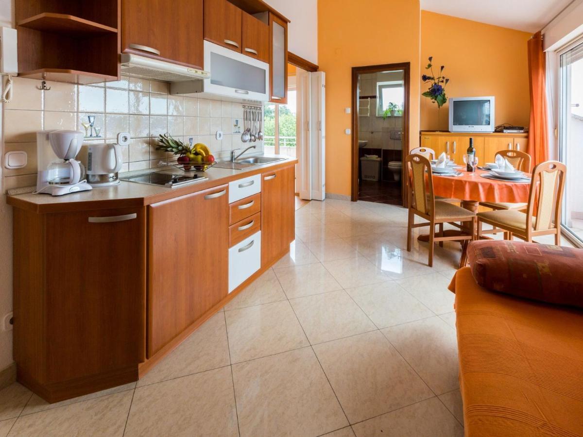 Apartments Vanessa Dramalj Esterno foto